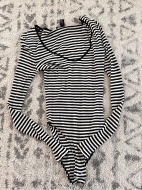 forever 21 black white stripe long sleeve bodysuit